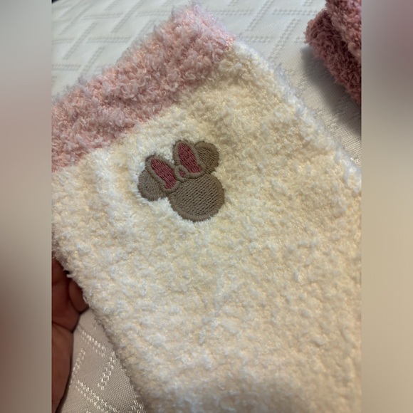 Uniqlo womens socks - Picture 2 of 4